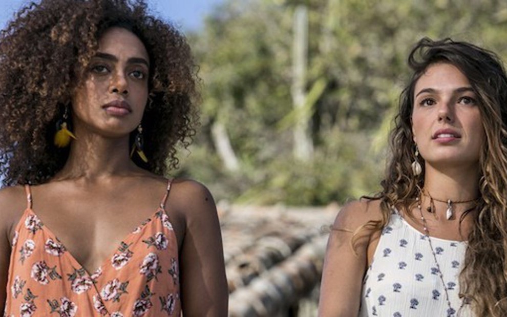 Marilda (Dandara Mariana) e Ritinha (Isis Valverde) em cena de A Força do Querer  - Reprodução/TV Globo