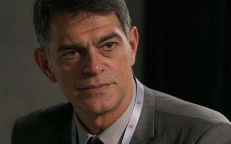 Eduardo Moscovis (Orlando) em cena de A Regra do Jogo, da Rede Globo  - Reprodução/TVGlobo