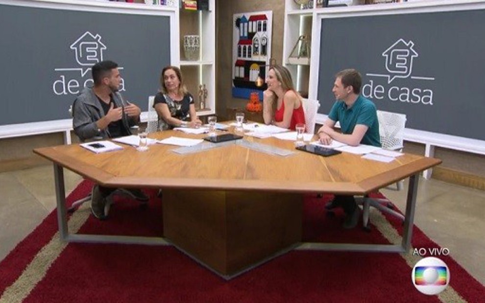 André Marques, Cissa Guimarães, Ana Furtado e Thiago Leifert no É de Casa de sábado (21) - Reprodução/TV Globo