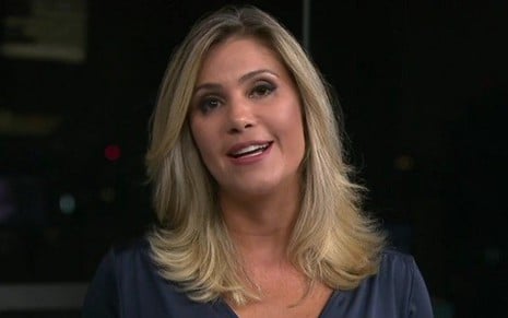 A jornalista Flavia Freire apresenta o SP TV 2ª Edição do último dia 14, um sábado - Reprodução/TV Globo