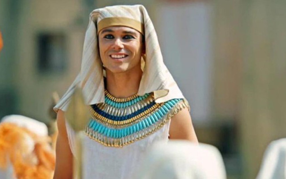 Ângelo Paes Leme é o protagonista de José do Egito: mais audiência do que Apocalipse - REPRODUÇÃO/RECORDTV