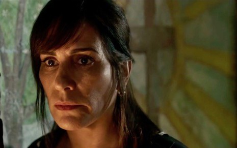 Duda (Gloria Pires) em cena; dona do bordel vai parar na UTI em O Outro Lado do Paraíso - Reprodução/TV Globo
