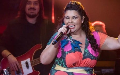 A comediante Fabiana Karla em apresentação na estreia do Popstar, no domingo (9) - Felipe Monteiro/Gshow