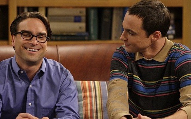 Johnny Galecki (à esq.) e Jim Parsons em cena da décima temporada de Big Bang Theory - Fotos: Divulgação/CBS