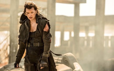 Milla Jovovich como Alice em cena de Resident Evil 6 - O Capítulo Final