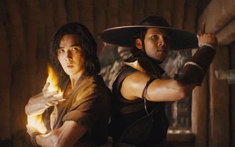 Ludi Lin e Max Huang em cena de Mortal Kombat