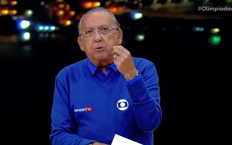 Galvão Bueno durante transmissão ao vivo na Globo