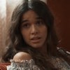 Theresa Fonseca caracterizada como Mariana; atriz tem o semblante sério em cena de Renascer