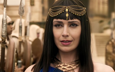 A atriz Priscila Ubba como a princesa Nebset em cena de Reis