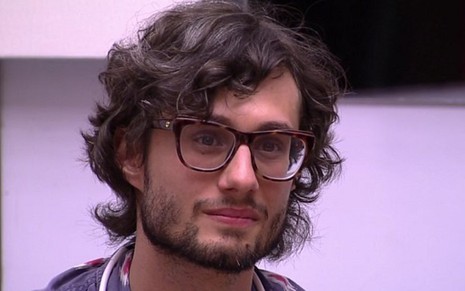 O participante Pedro Falcão pouco antes de ser eliminado do Big Brother Brasil ontem (7) - Reprodução/Globo