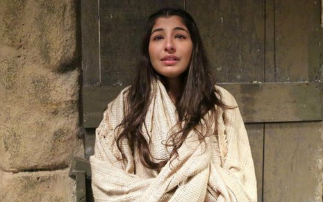 Maria (Juliana Xavier) se desesperará e fugirá para manter Jesus protegido na novela - Divulgação/RecordTV