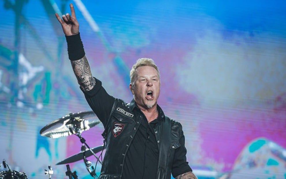 O vocalista James Hetfield durante show do Metallica no Lollapalooza, no sábado (25) - Divulgação/Lollapalooza