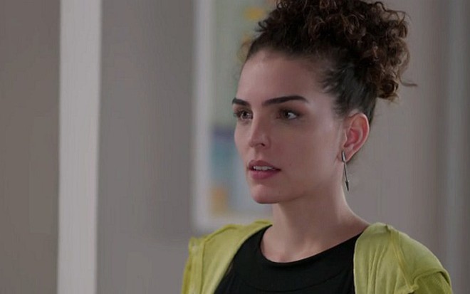 Julia Konrad (Ciça) em cena de Malhação; cantora ficará em risco após o parto - Reprodução/TV Globo