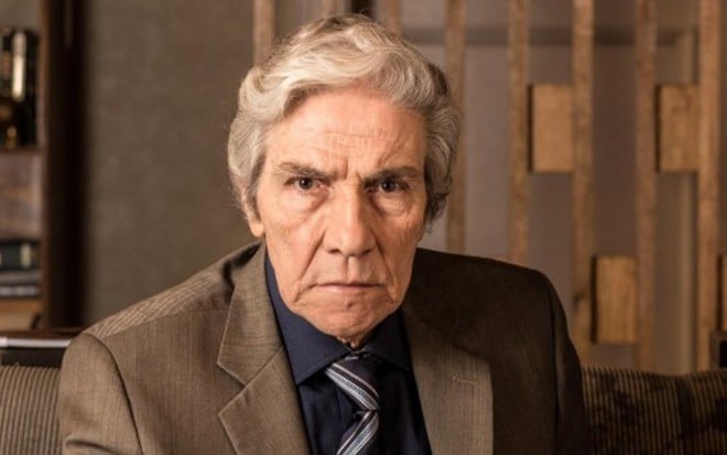 O ator Claudio Cavalcanti, morto aos 73 anos, interpretando Otavio na série Sessão de Terapia, do GNT - Jorge Bispo/GNT