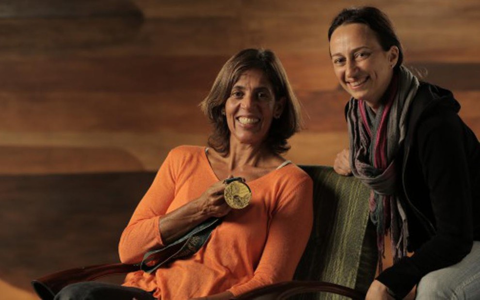 Jacqueline Silva, medalhista olímpica em 1996, com a diretora de cinema Laís Bodanzky (de Bicho de Sete Cabeças) - Carlso Baliú/ESPN