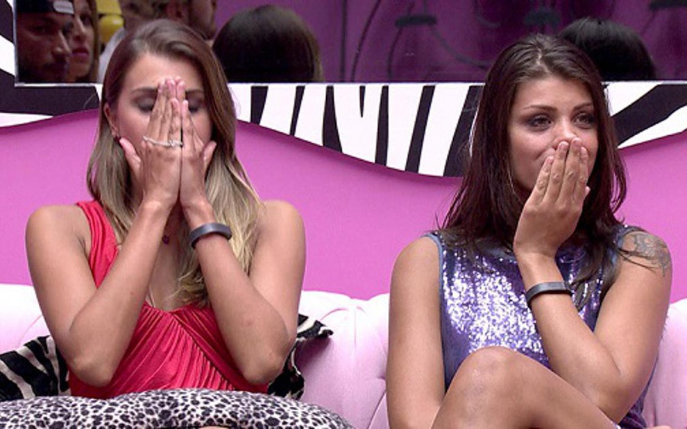 Angela e Franciele durante paredão do Big Brother Brasil; eliminação de Fran recuperou audiência - Reprodução/TV Globo