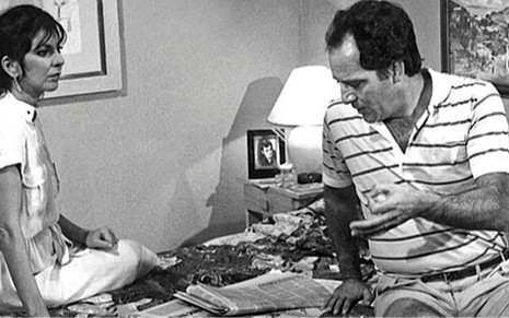 Marília Pêra e Cláudio Marzo em cena de Quem Ama Não Mata, minissérie de 1982 que será refeita - Nelson Di Rago/Memória Globo