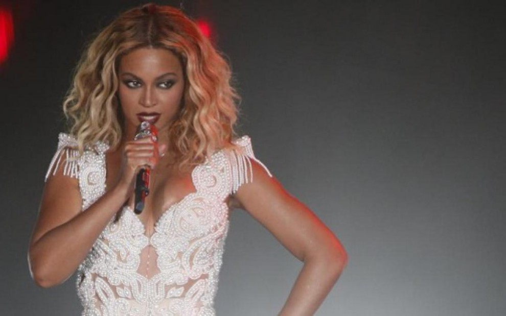 Beyoncé durante show no Rock In Rio, em 2013; cantora está em crise com o marido Jay-Z - AGNEWS