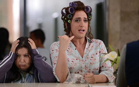 Mariana Xavier e Paulo Gustavo em cena de Minha Mãe É Uma Peça, exibido no Telecine Pipoca - Divulgação/Telecine