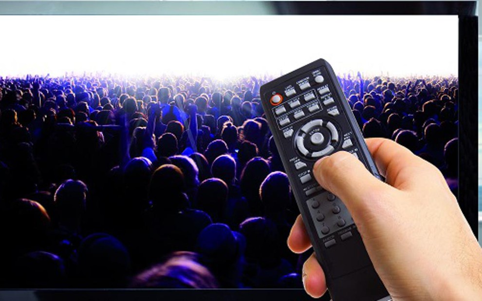 Telespectador muda de canal; Ibope unificará audiências de TV aberta e por assinatura - Reprodução