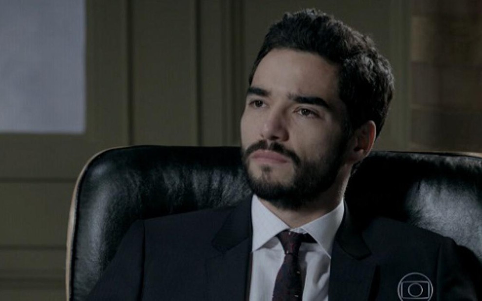 O ator Caio Blat em cena da novela Império em que interpreta José Pedro - Reprodução/TV Globo