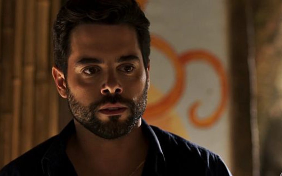 Pedro Carvalho (Amaro) em O Outro Lado do Paraíso; personagem vai mediar contrabando - Reprodução/TV Globo
