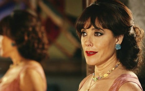 A atriz Christiane Torloni em cena como a personagem Iolanda em Velho Chico, da Globo - Reprodução/Globo