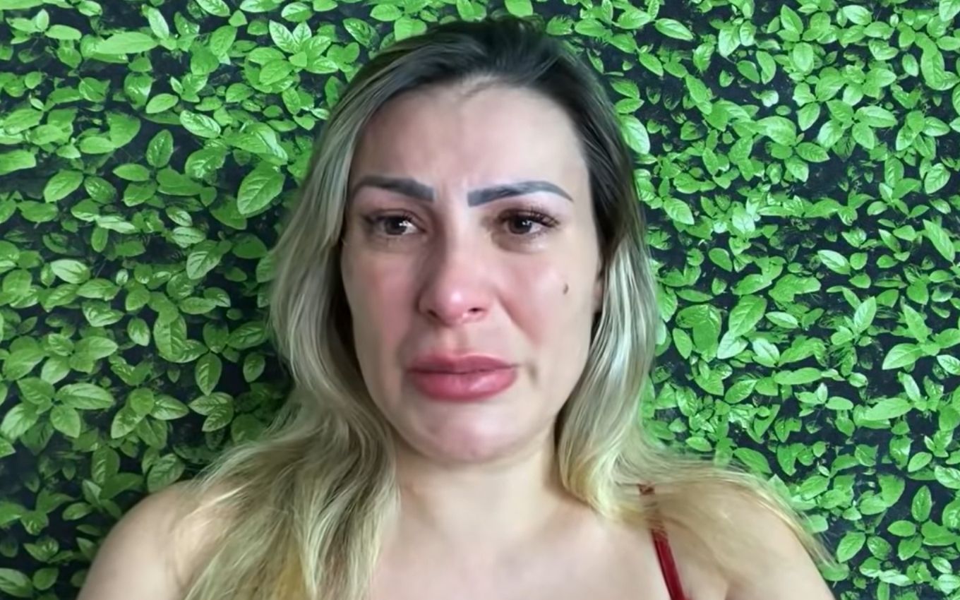 Andressa Urach Chora E Culpa Universal Por Piora De Borderline F