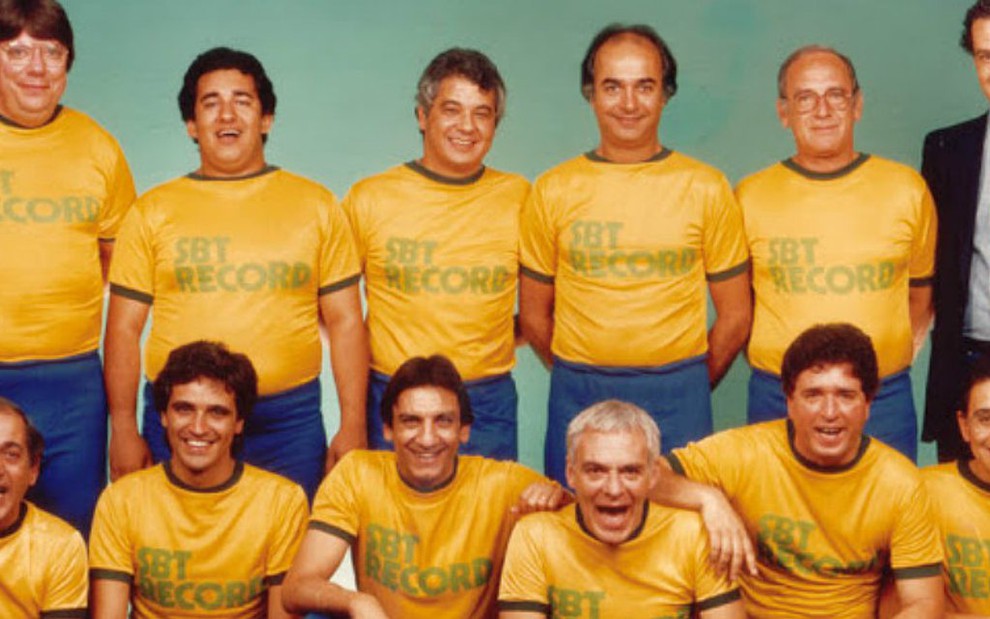 As equipes de jornalismo esportivo da Record e do SBT se uniram na Copa do Mundo de 1986 - Divulgação/SBT