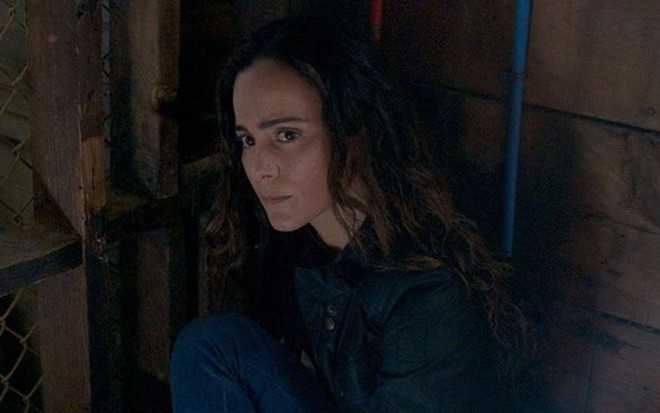 Alice Braga na terceira temporada de A Rainha do Sul, que estreia nesta quinta (14) no canal TNT Séries - Imagens: Divulgação/USA Network