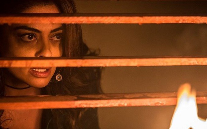 Bibi (Juliana Paes) incendiou escritório para se livrar de provas contra o marido ontem (20) - Artur Meninea/GShow