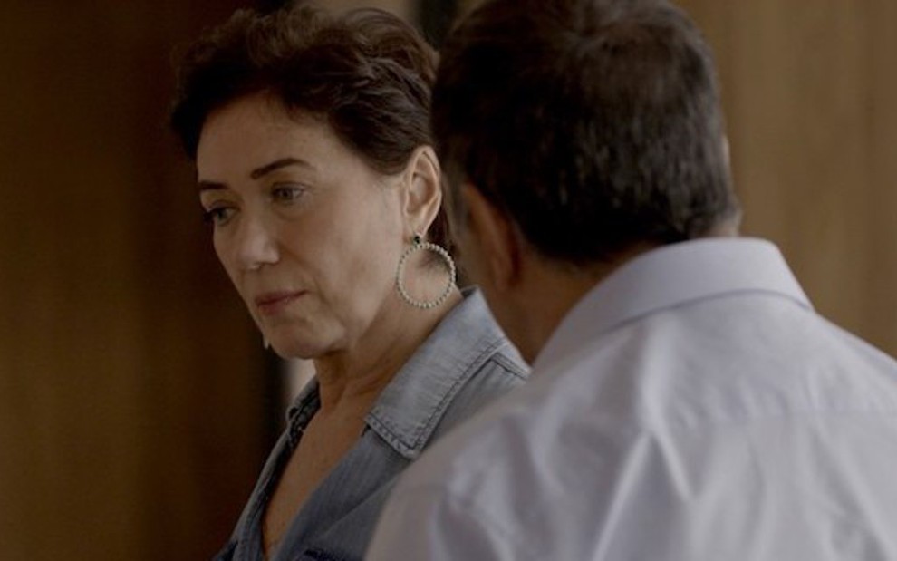 Silvana (Lilia Cabral) em cena com Eurico (Humberto Martins) na novela da Globo  - Reprodução/TV Globo
