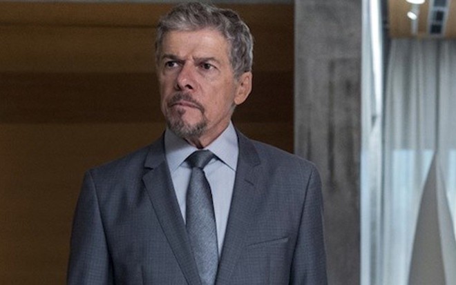 Tião (José Mayer) escapará de ser preso por ser réu primário em A Lei do Amor, da Globo - Divulgação/TV Globo