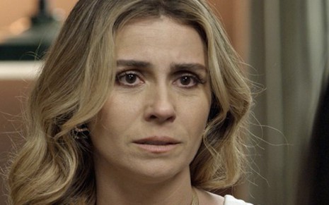 Giovanna Antonelli (Atena) em cena da novela das nove da Globo, A Regra do Jogo - Reprodução/TV Globo