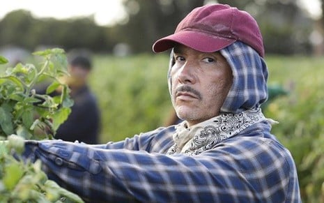 O ator Benito Martinez faz um imigrante ilegal nos EUA na 3ª temporada de American Crime - Fotos: Divulgação/ABC
