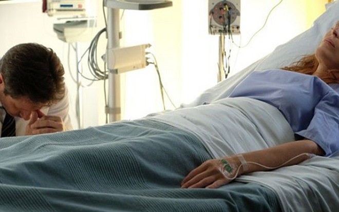 David Duchovny e Gillian Anderson na nova temporada de Arquivo X, que estreia em janeiro - Imagens: Divulgação/Fox