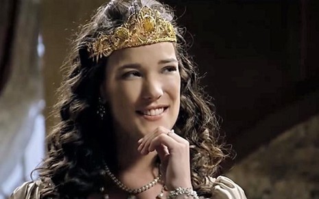 Adriana Birolli vive a princesa Lizabeta na novela Belaventura, da Record: ibope em baixa - Reprodução/RecordTV