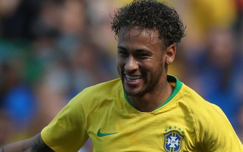 Neymar comemora gol no jogo entre Brasil e Croácia: programa mais visto da TV no domingo - LUCAS FIGUEIREDO/CBF
