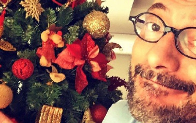O jornalista Britto Jr. em post no Facebook em que reclamou de amigo secreto da Record - Reprodução/Facebook