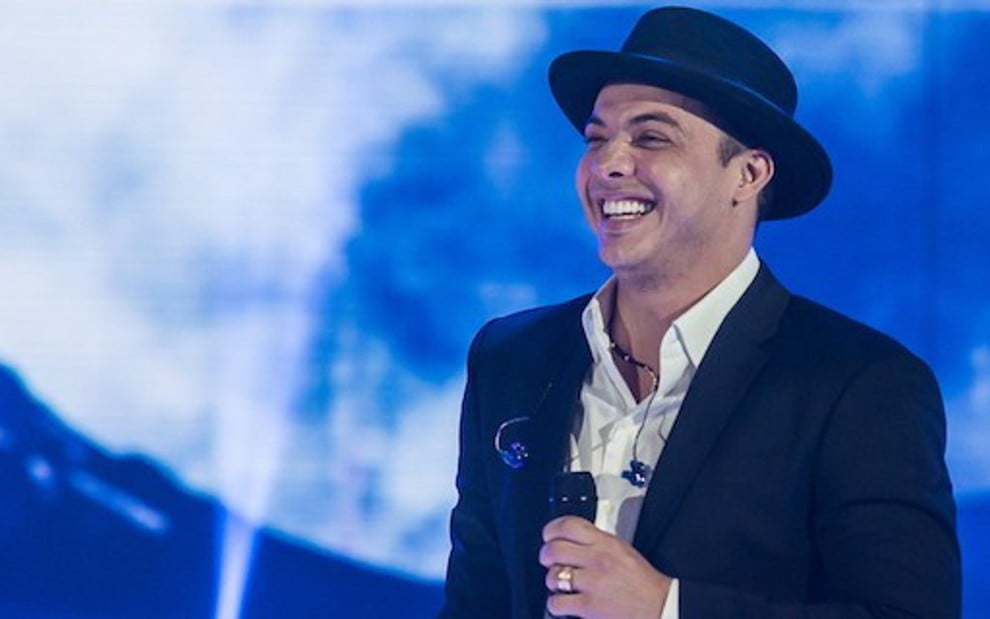 Wesley Safadão em apresentação no Caldeirão do Huck; cantor participará da novela das nove - Artur Meninea/TV Globo