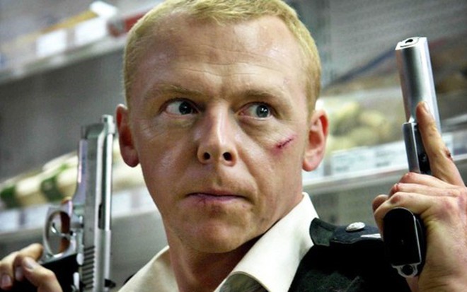 Simon Pegg interpreta o sargento Angel em Chumbo Grosso: longa fez Super Tela ter 2ª pior audiência do ano - DIVULGAÇÃO/UNIVERSAL PICTURES
