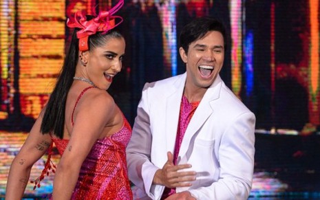 A atriz Maria Joana e o professor Reginaldo Sama foram os campeões da Dança dos Famosos - Ramón Vasconcelos/TV Globo