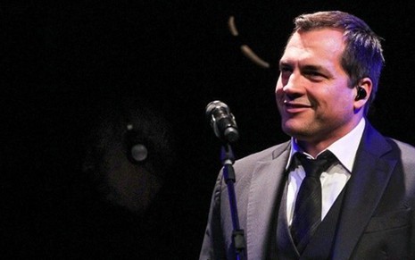 O ator Daniel Boaventura, que também é cantor e se apresenta no Teatro Net em janeiro - Divulgação