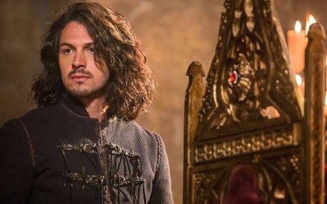 Rômulo Estrela estava escalado para fazer personagem secundário antes de ganhar Afonso - Fotos: Reprodução/TV Globo