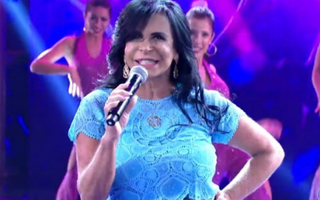 Gretchen em apresentação no Ding Dong, do Domingão do Faustão: sucesso só na internet - Reprodução/TV Globo