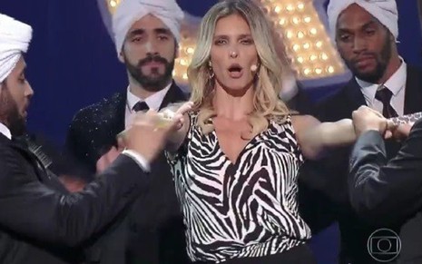 Fernanda Lima dança na abertura do Amor & Sexo de sábado, que teve recorde negativo - Reprodução/TV Globo