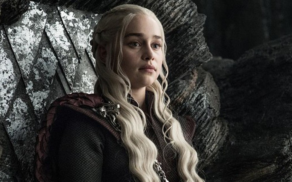 A atriz Emilia Clarke em cena da sétima temporada de Game of Thrones; série termina no ano que vem - Divulgação/HBO