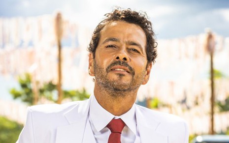Marcos Palmeira interpreta Amadeu em A Dona do Pedaço; mocinho levou tiro no altar na estreia  - FOTOS: JOÃO MIGUEL JUNIOR/TV GLOBO