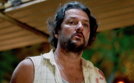 Nicolau (Marcelo Serrado) em cena da novela das nove da Globo; chapeiro vai deixar a ex-mulher indignada - Reprodução/TV Globo