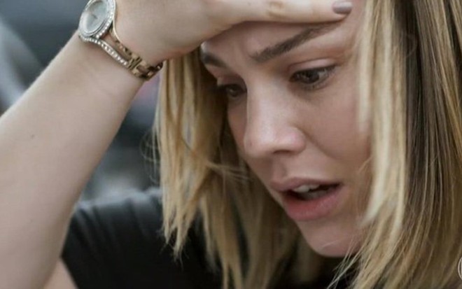 Dalila (Alice Wegmann) em cena da novela das seis; libanesa será desmascarada pela mocinha - Reprodução/TV Globo